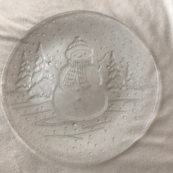 Libbey Glass Snowman Embossed Holiday Winter Clear Platter 12 3/4” Round - Picture 3 of 8